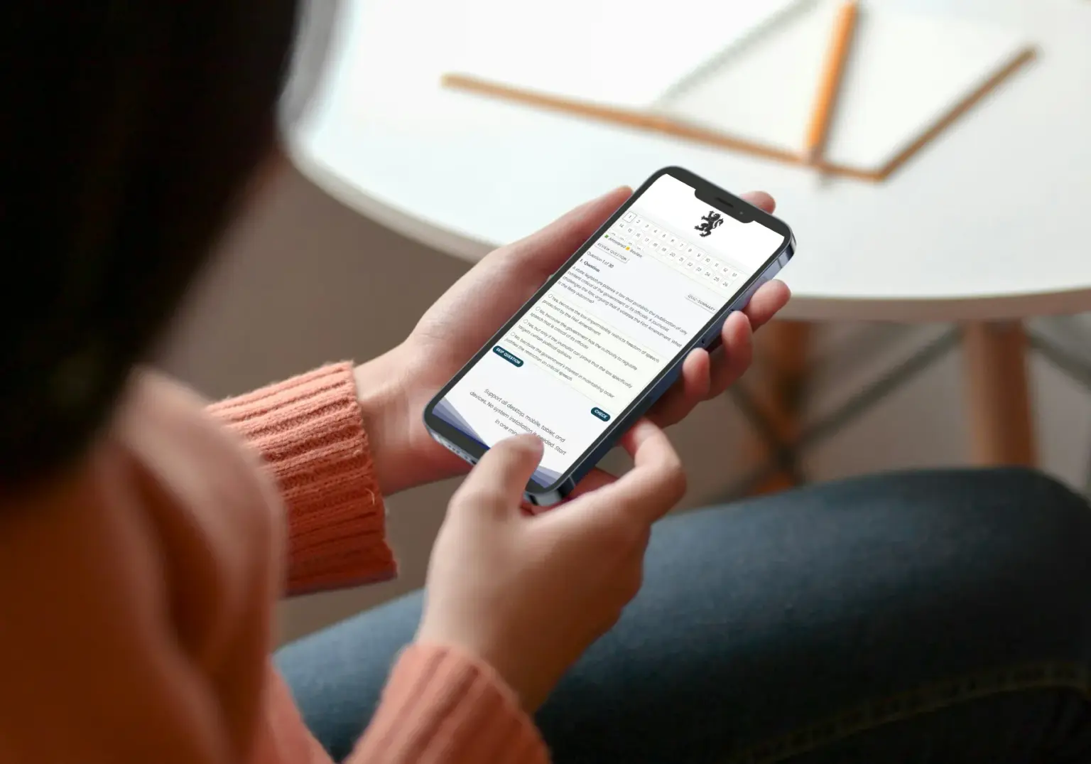 Candidate using Shobo Exam on mobile